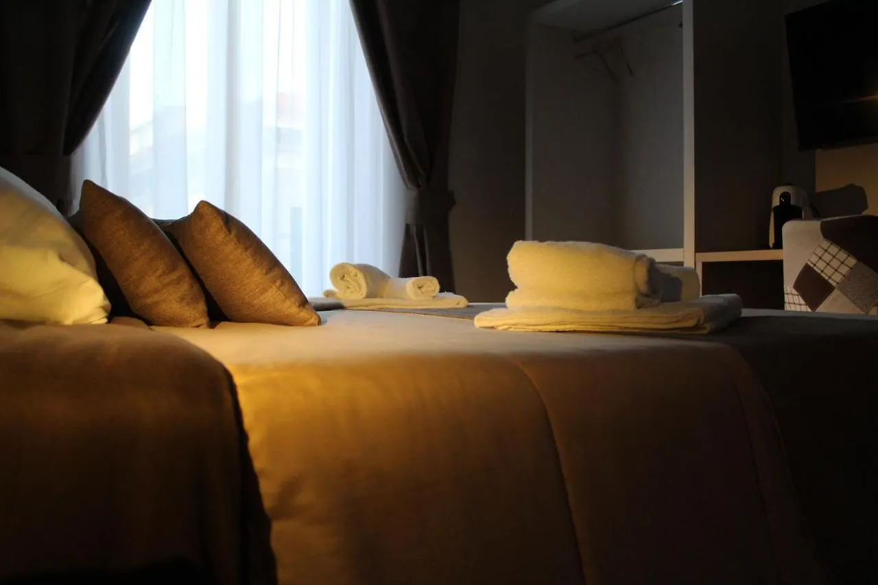 Dante Relais Hotel Naples Guest house
